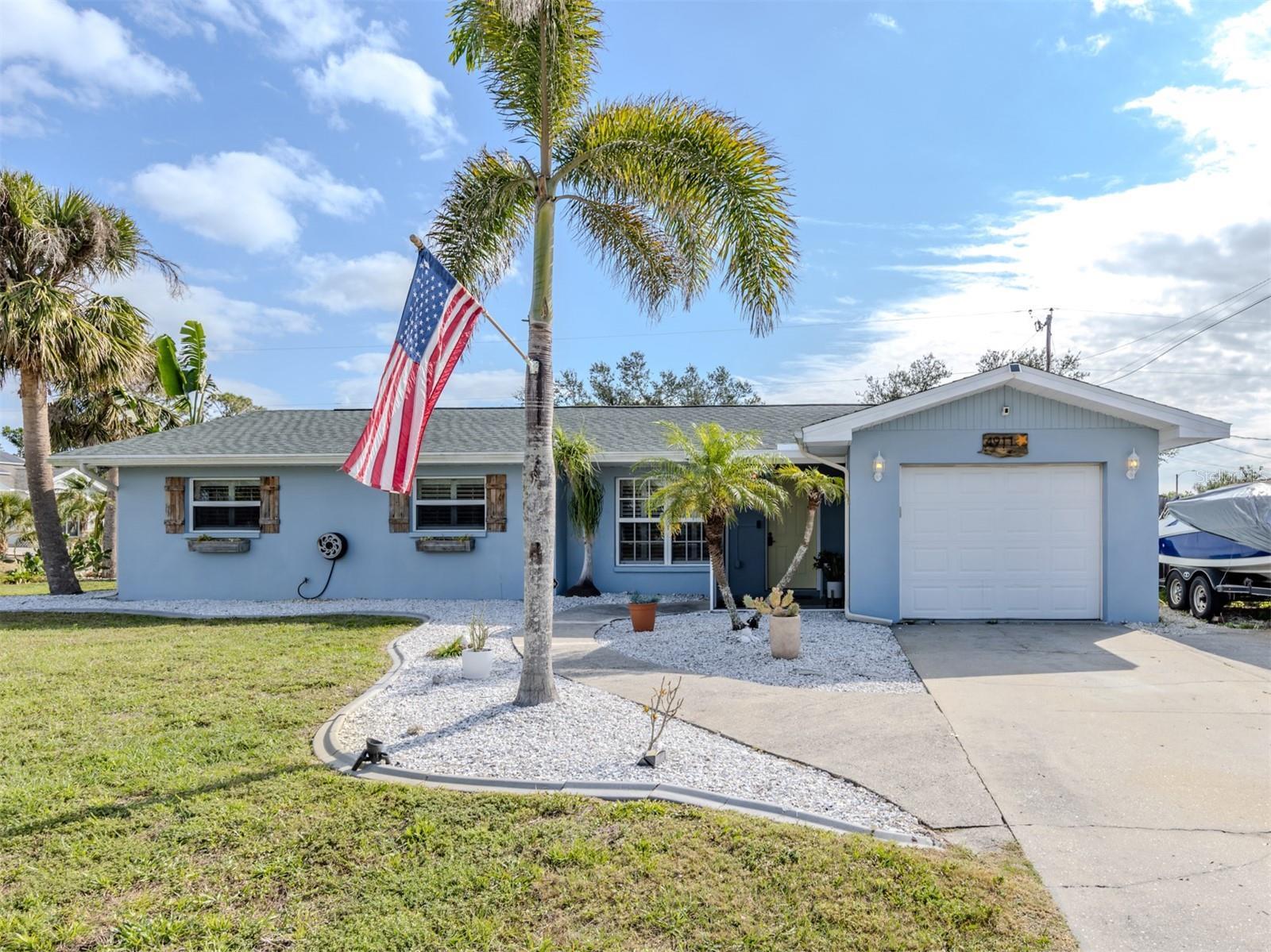 Property Photo: 4911 Pompano Road FL 34293