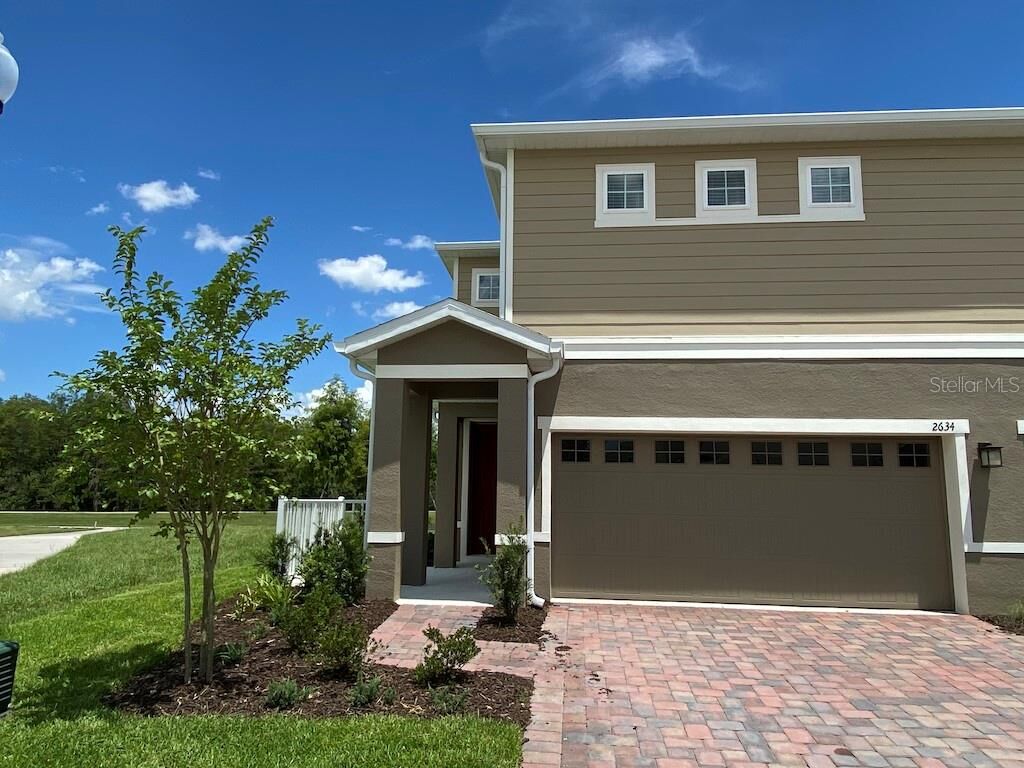 Property Photo:  2634 Pleasant Cypress Circle  FL 34741 
