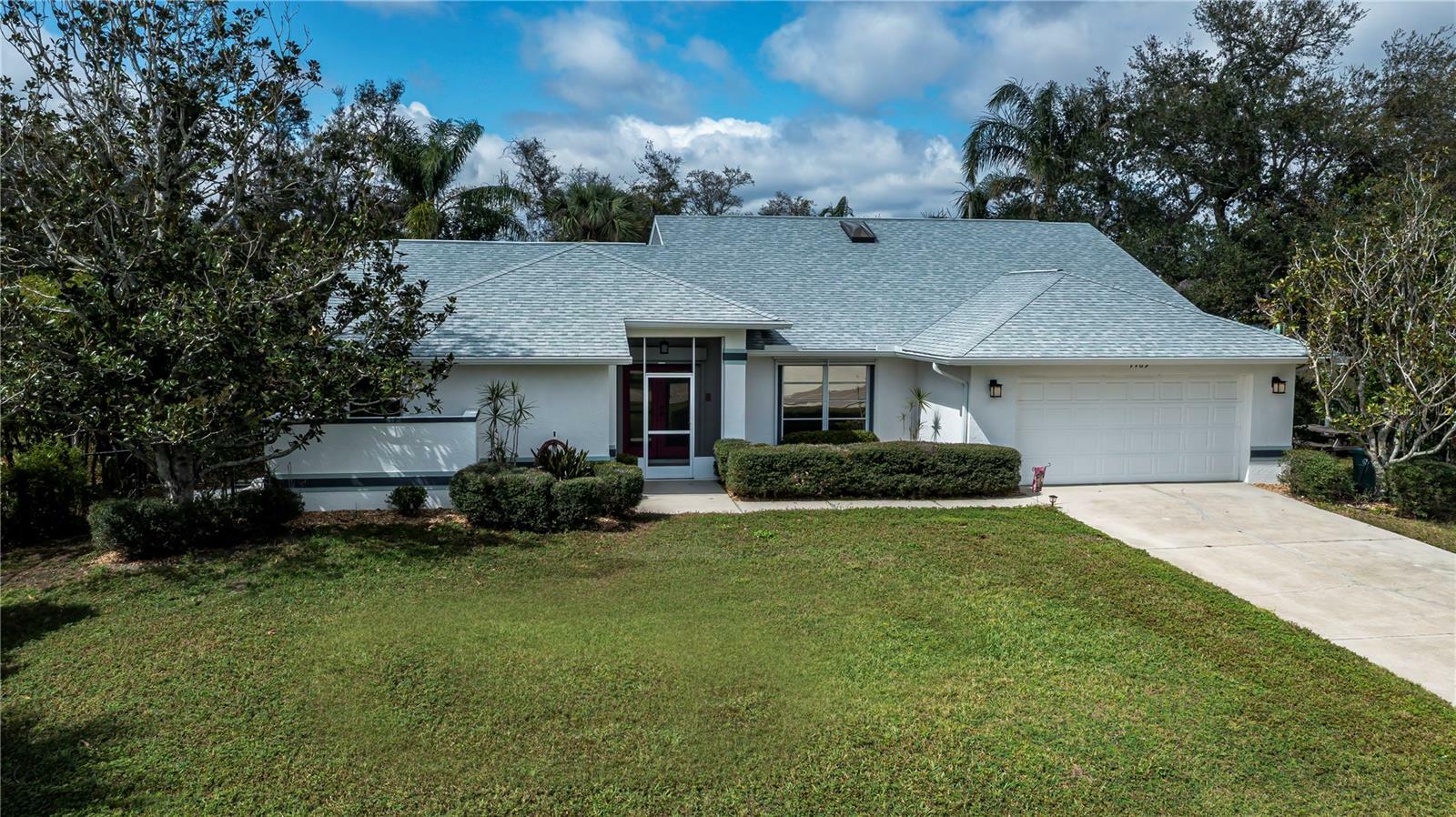 Property Photo: 1169 Presque Isle Drive FL 33952