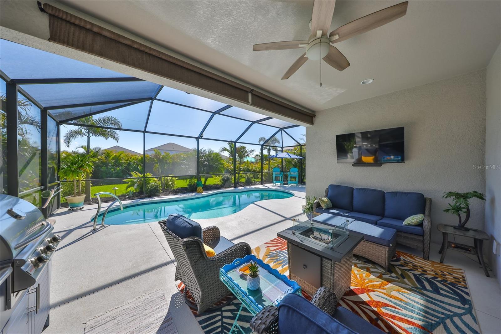 Property Photo: 4516 Renwick Drive FL 34219