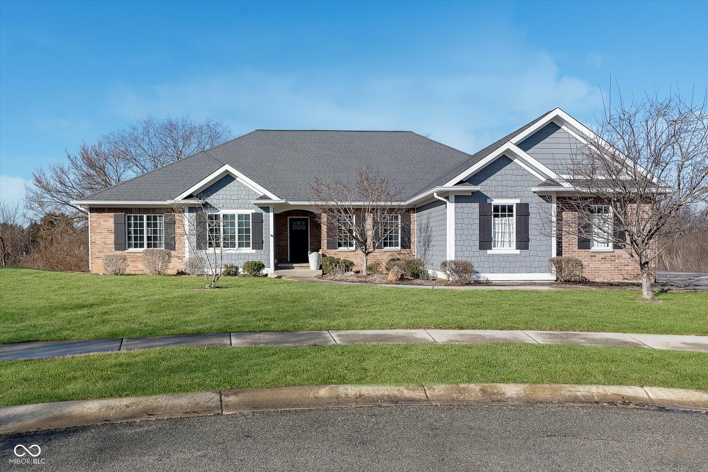 Property Photo: 918 Bright Beam Court IN 46074