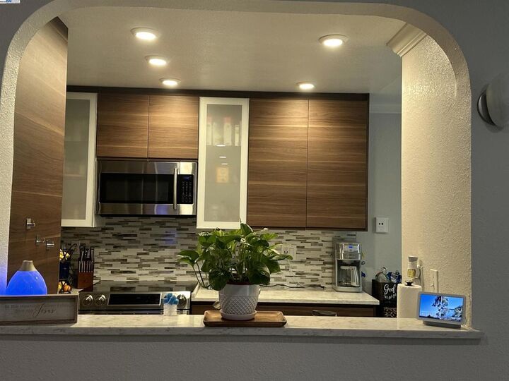 Property Photo: 21109 Gary Dr 120 CA 94546