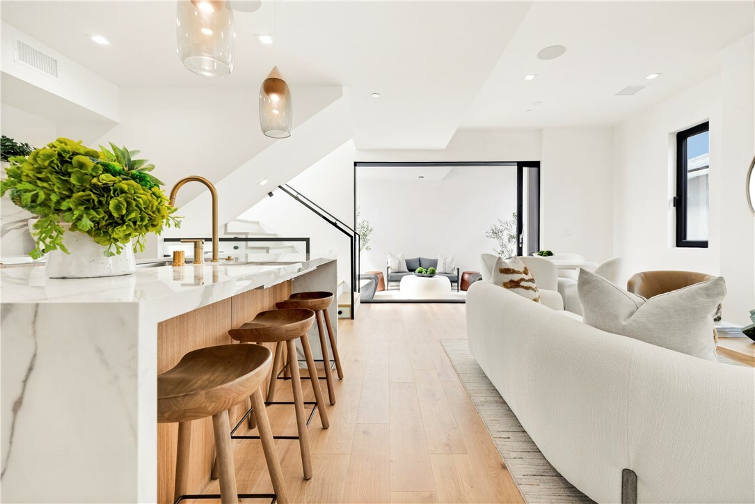 Property Photo: 604 1/2 Narcissus CA 92625