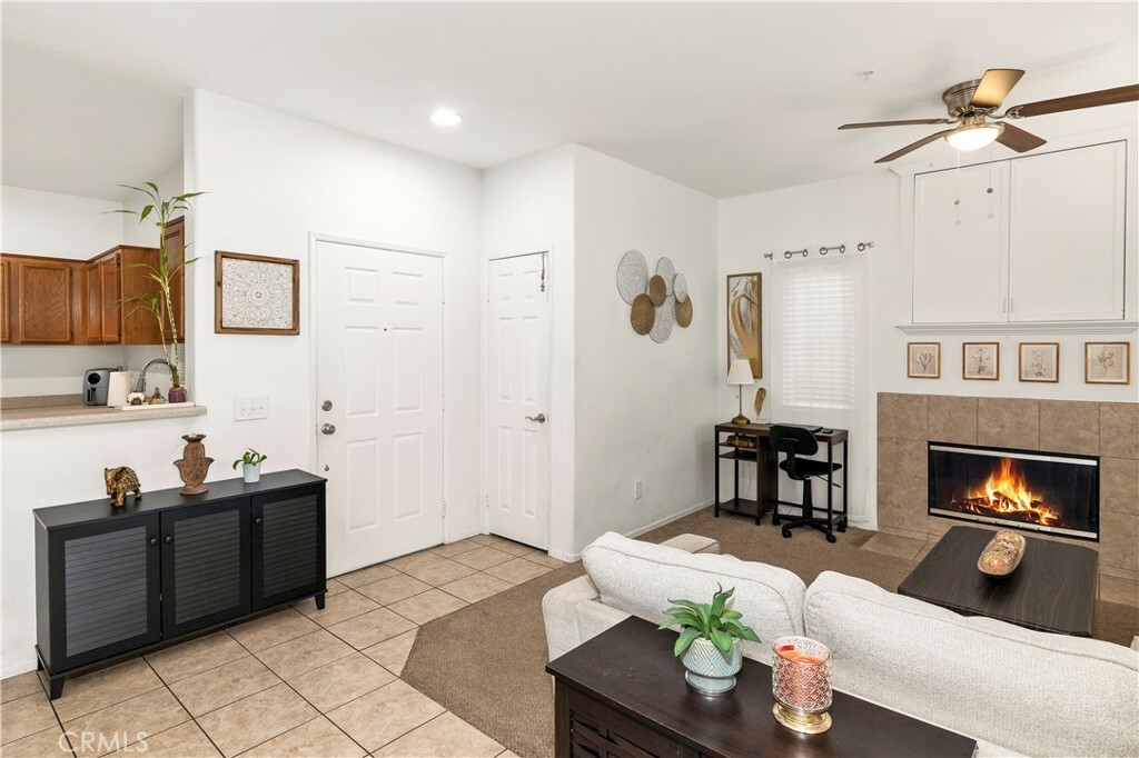 Property Photo: 26396 Arboretum Way 2901 CA 92563