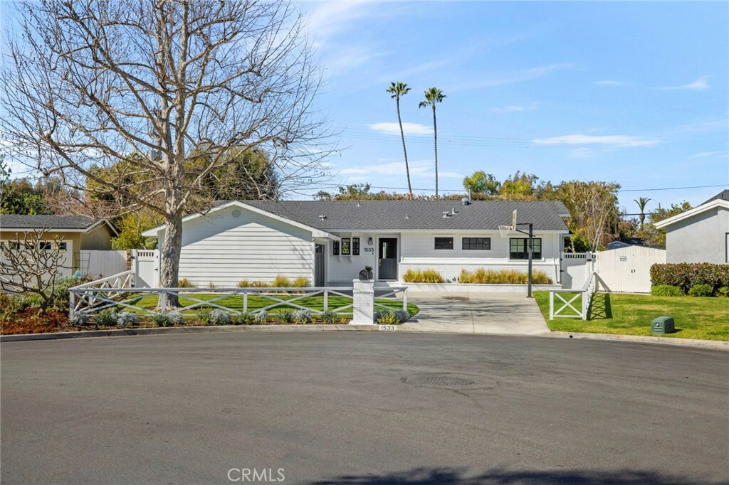 Property Photo: 1533 Priscilla Lane CA 92660