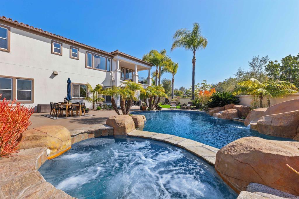 12440 Del Vino Ct  San Diego CA 92130 photo