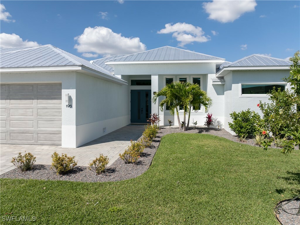 1915 Ottersrest Lane  Cape Coral FL 33990 photo
