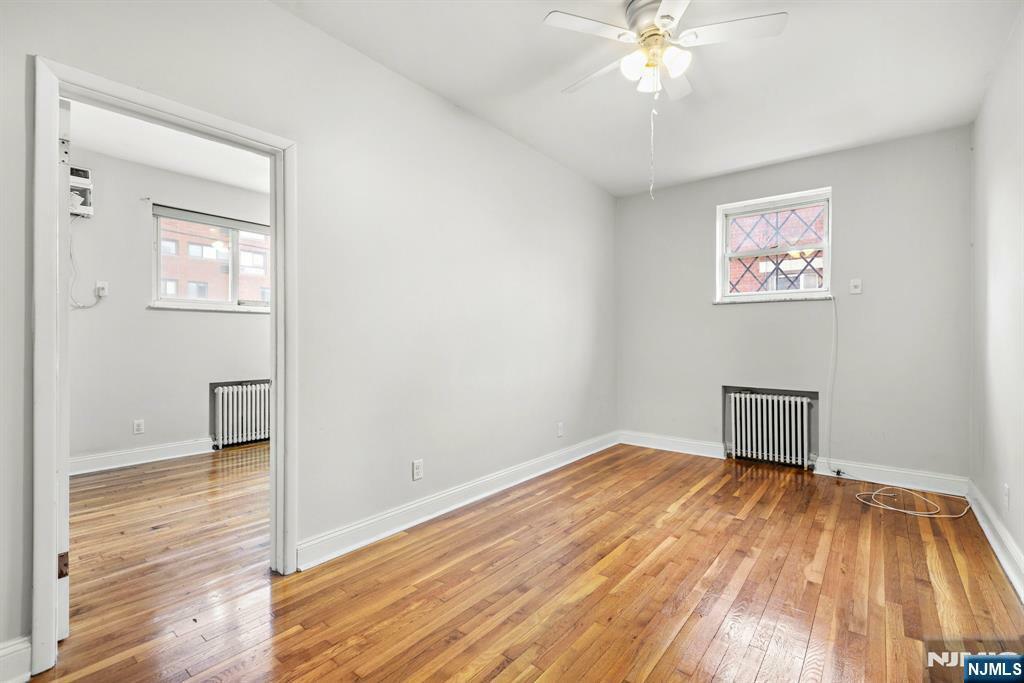 Property Photo:  1066 Summit Avenue 1  NJ 07307 