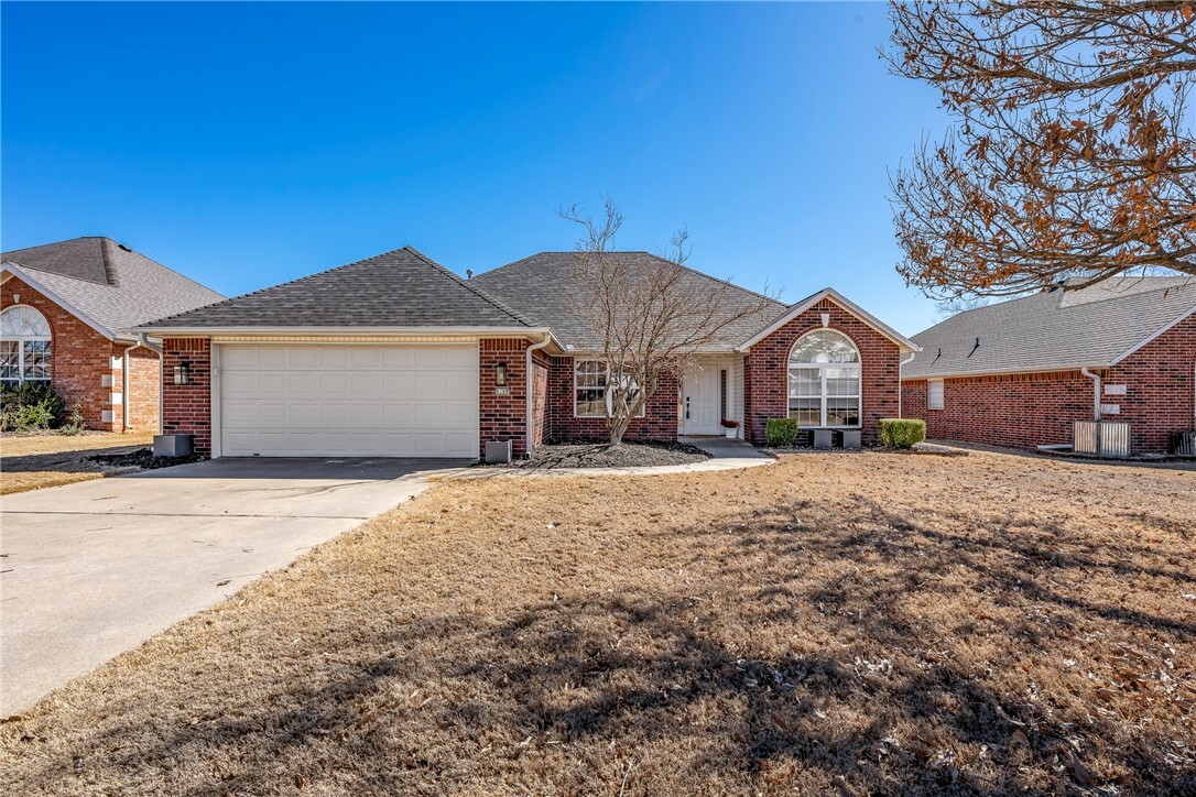 Property Photo: 6108 W Pleasant Place AR 72758