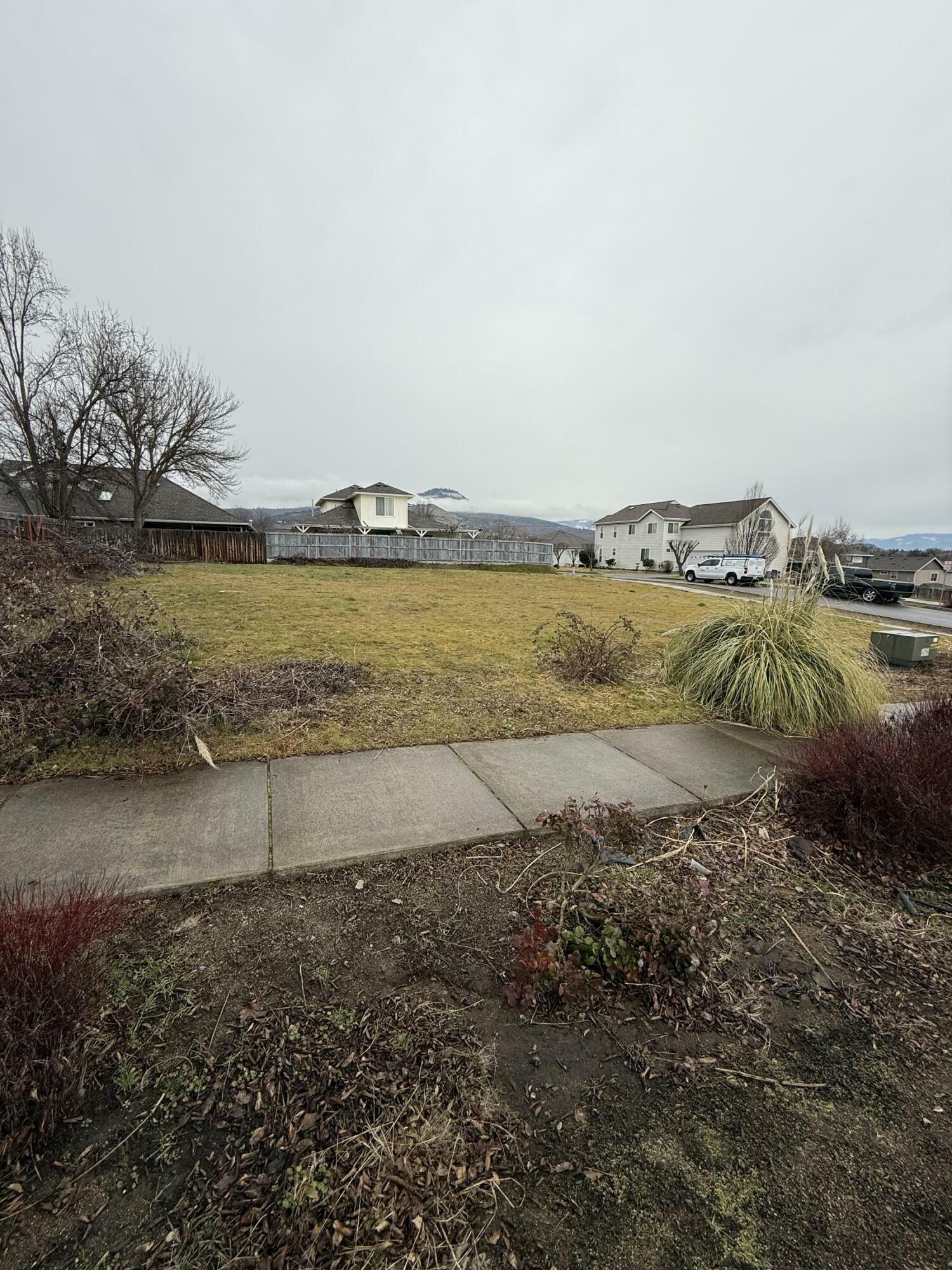 Property Photo:  Arrowhead Drive 113  OR 97504 