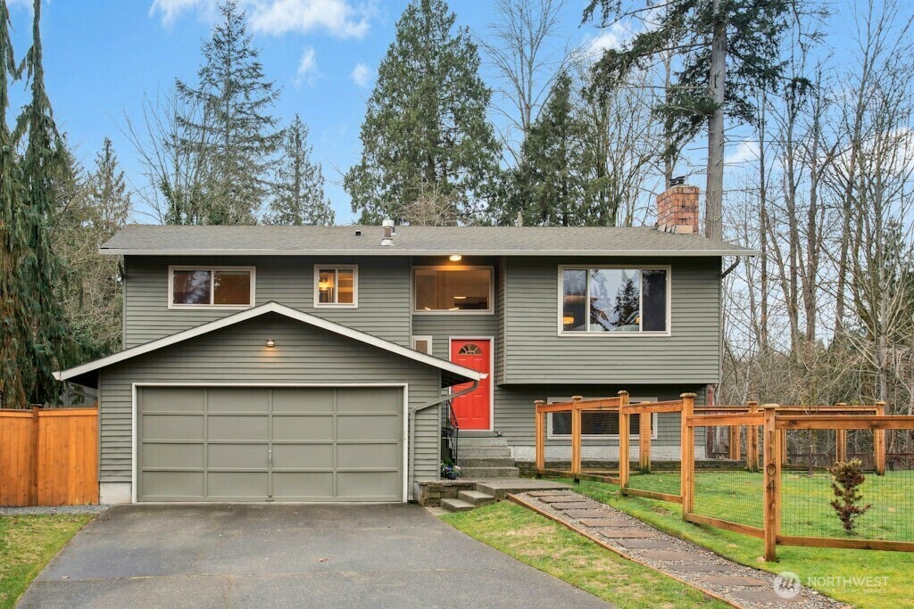 Property Photo:  1104  204th Place SE  WA 98012 