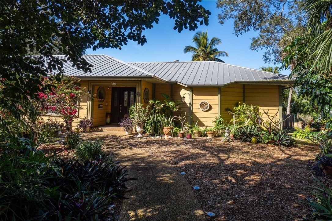 Property Photo:  755 S Fischer Circle  FL 32958 