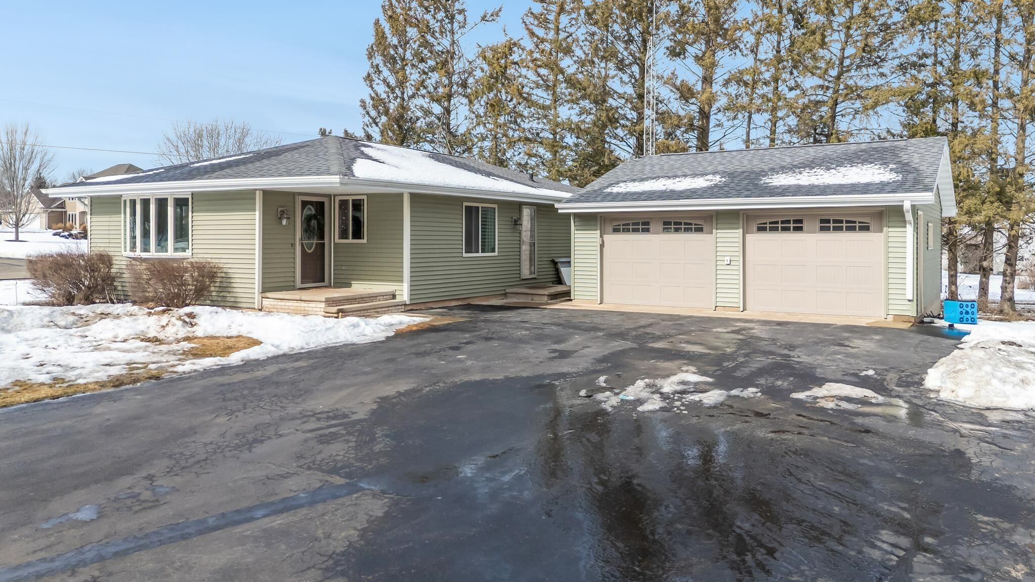 N1576 Midway Road  Hortonville WI 54944 photo