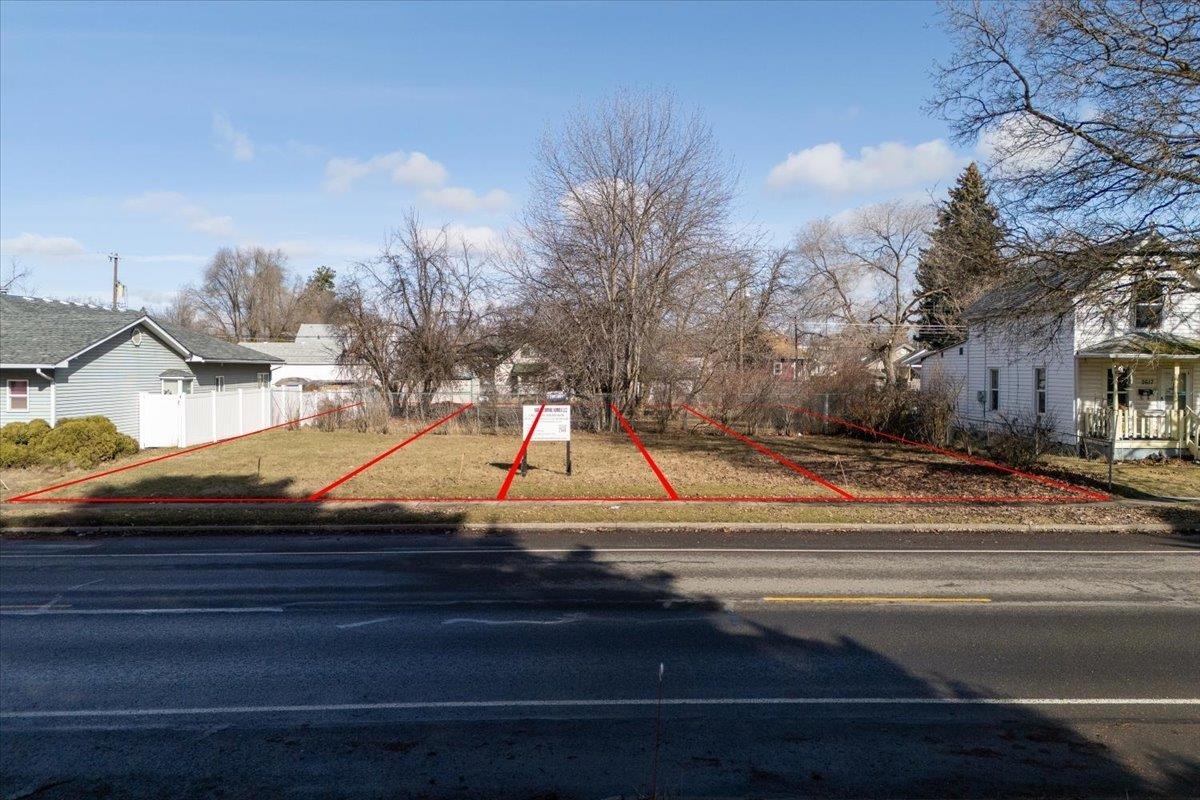 Property Photo: 2607 E 5th Ave WA 99202