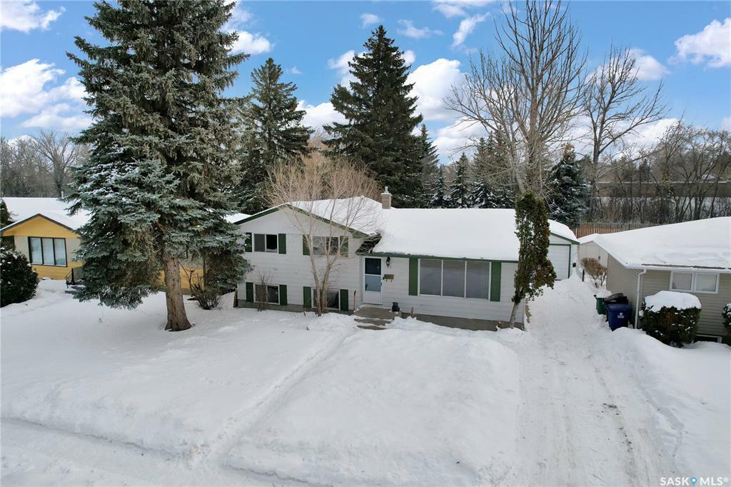 Property Photo:  53 Sparling Crescent  SK S7H 3M1 