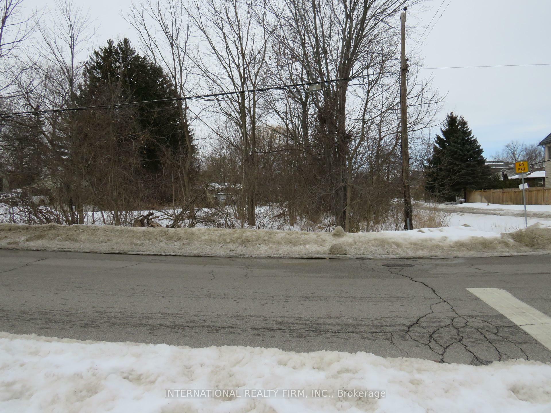 Property Photo:  98 Euclid Avenue  ON M6J 2J9 