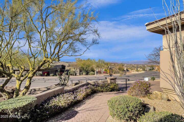Property Photo:  13827 N Sunset Drive  AZ 85268