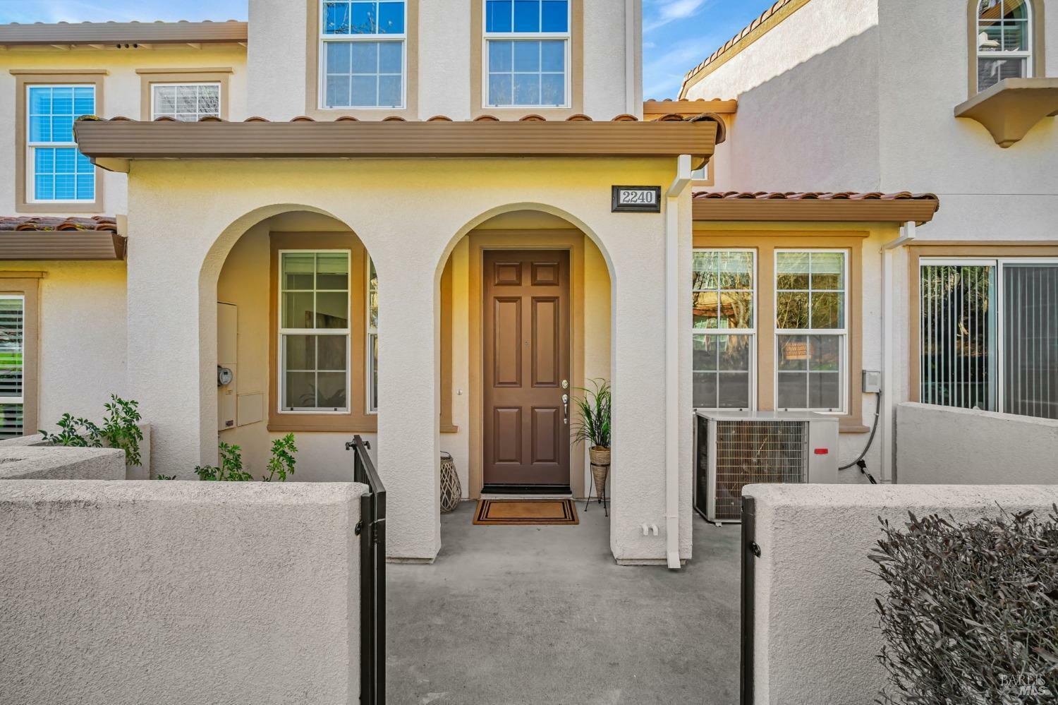 Property Photo:  2240 Tokay Street  CA 95404 