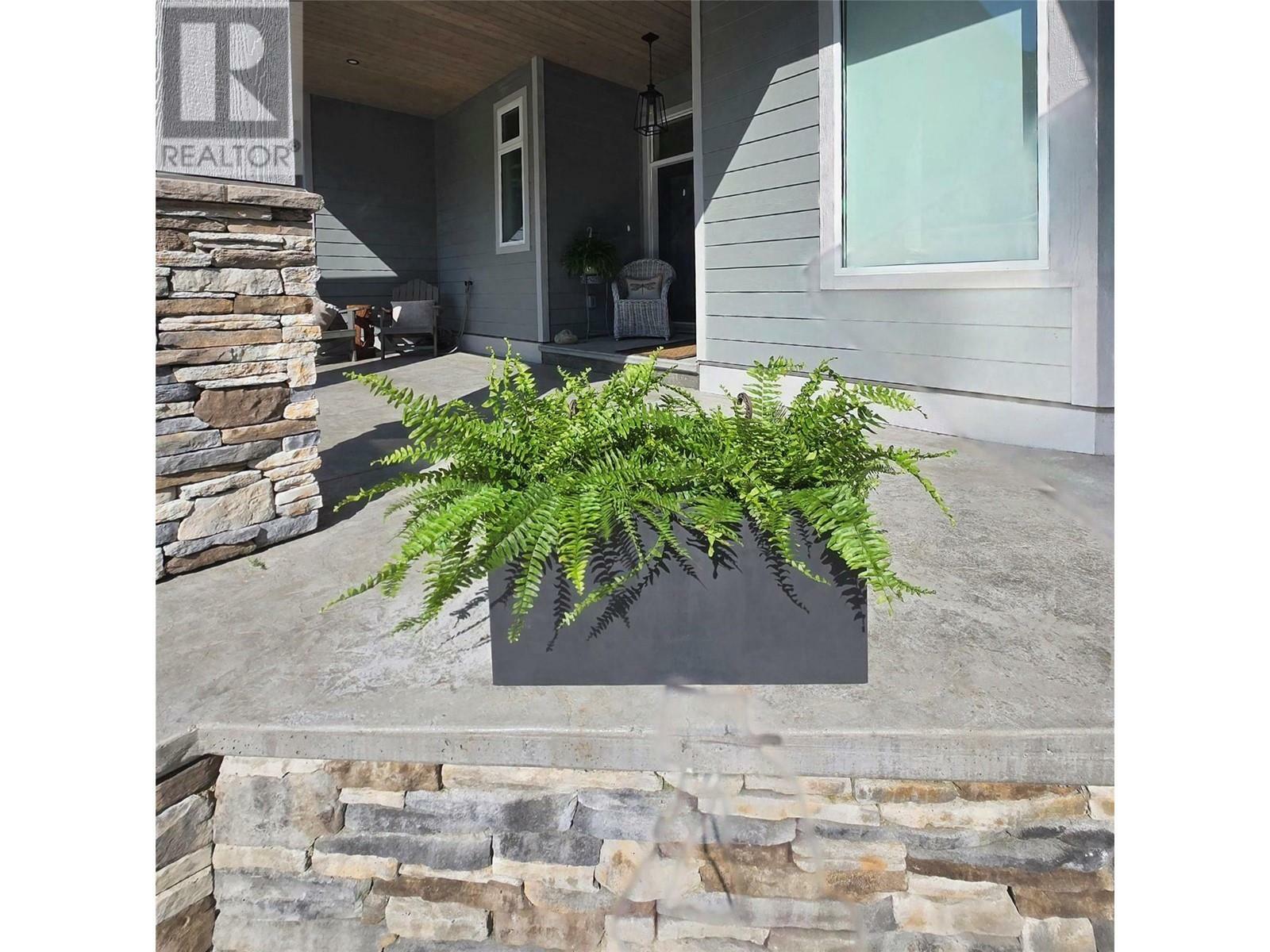 Property Photo: 2538 Valley Place BC V0E 1H2