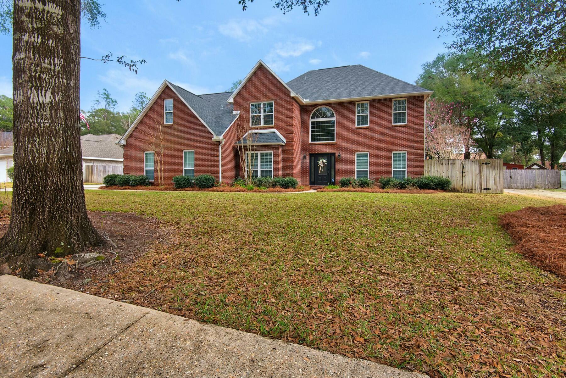 Property Photo: 2193 Chase Drive FL 32578