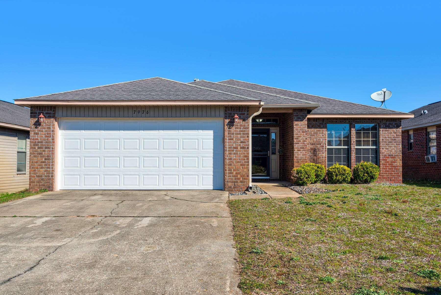 Property Photo: 7976 Promise Creek Road FL 32566