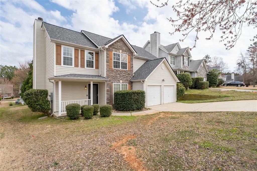 Property Photo: 4728 Sedum Way GA 30349