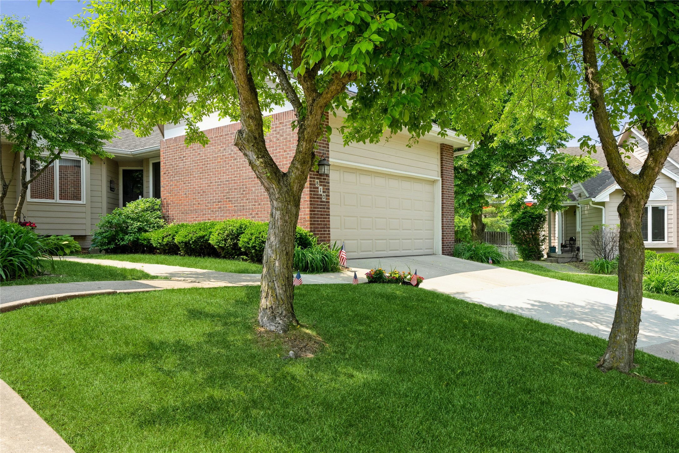 Property Photo: 4301 Park Avenue 810 IA 50321