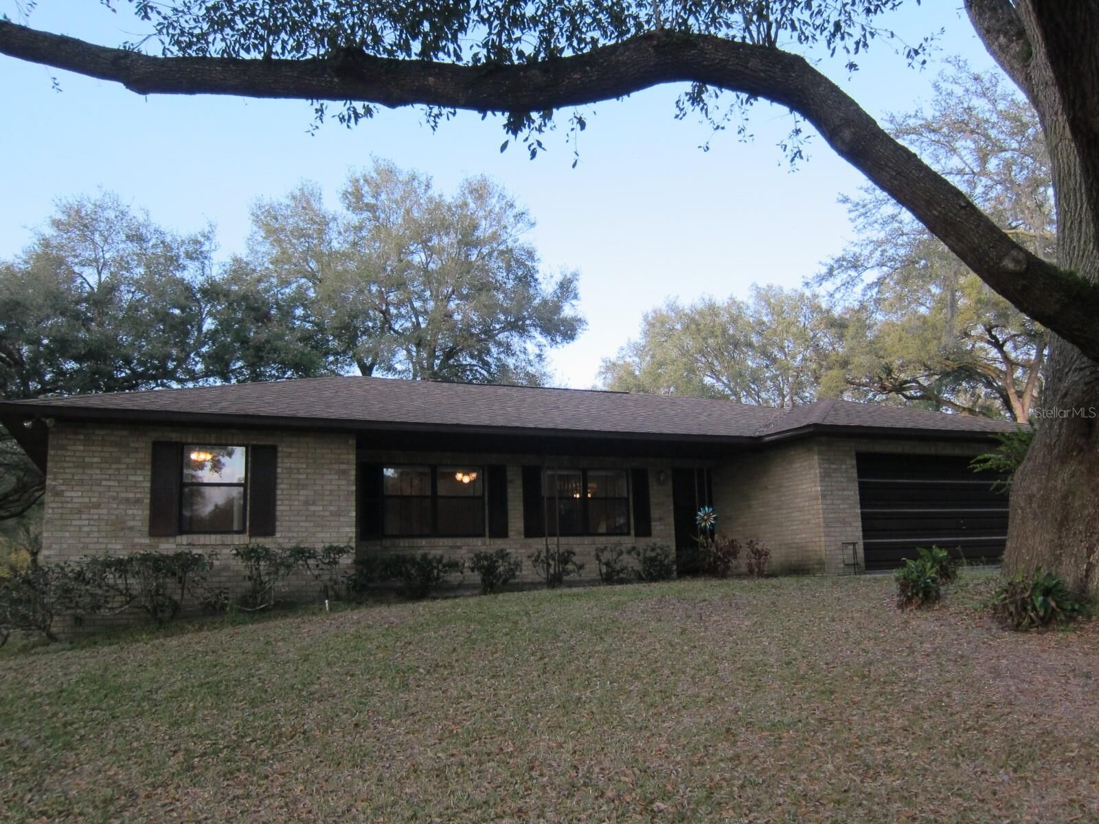 Property Photo: 1009 Linda Glen Avenue FL 34731