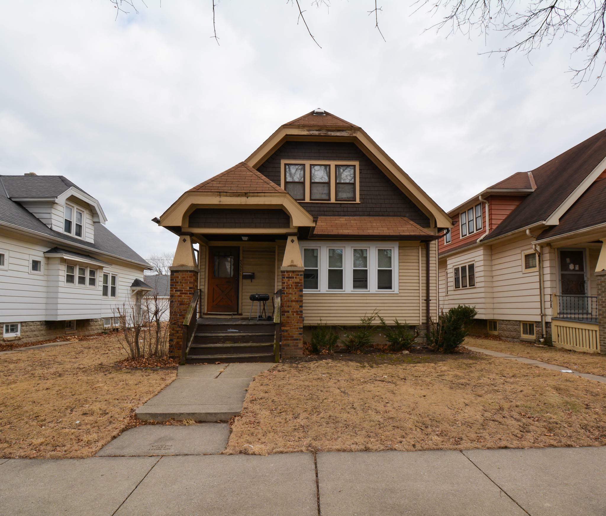 Property Photo: 5352 N 39th St WI 53209