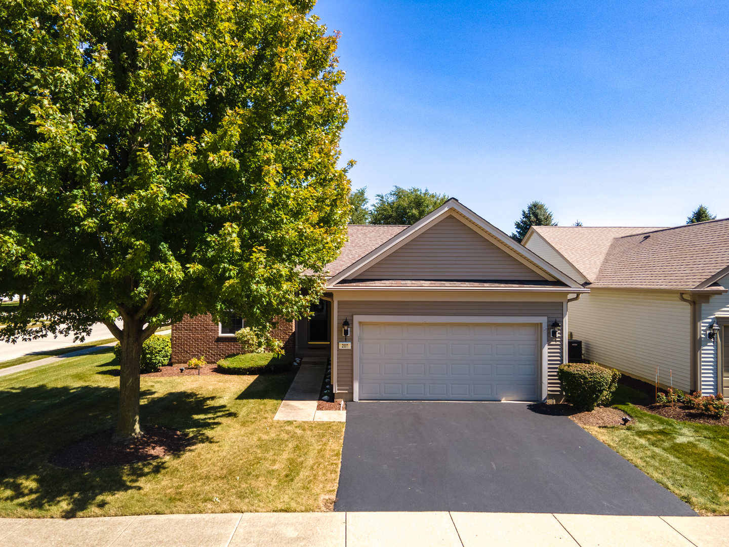 200 Prideland Drive  Shorewood IL 60404 photo