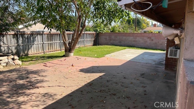 Property Photo:  14049 Foster Road  CA 90638 