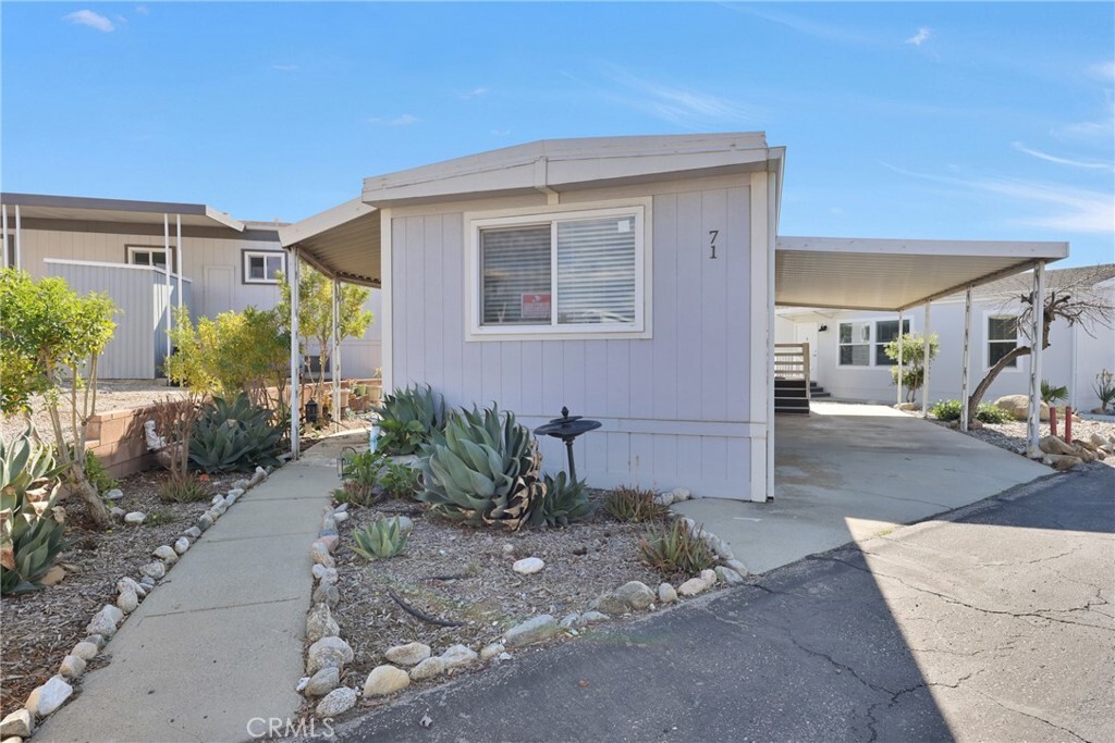 Property Photo:  1134 Villa Calimesa Lane 71  CA 92320 