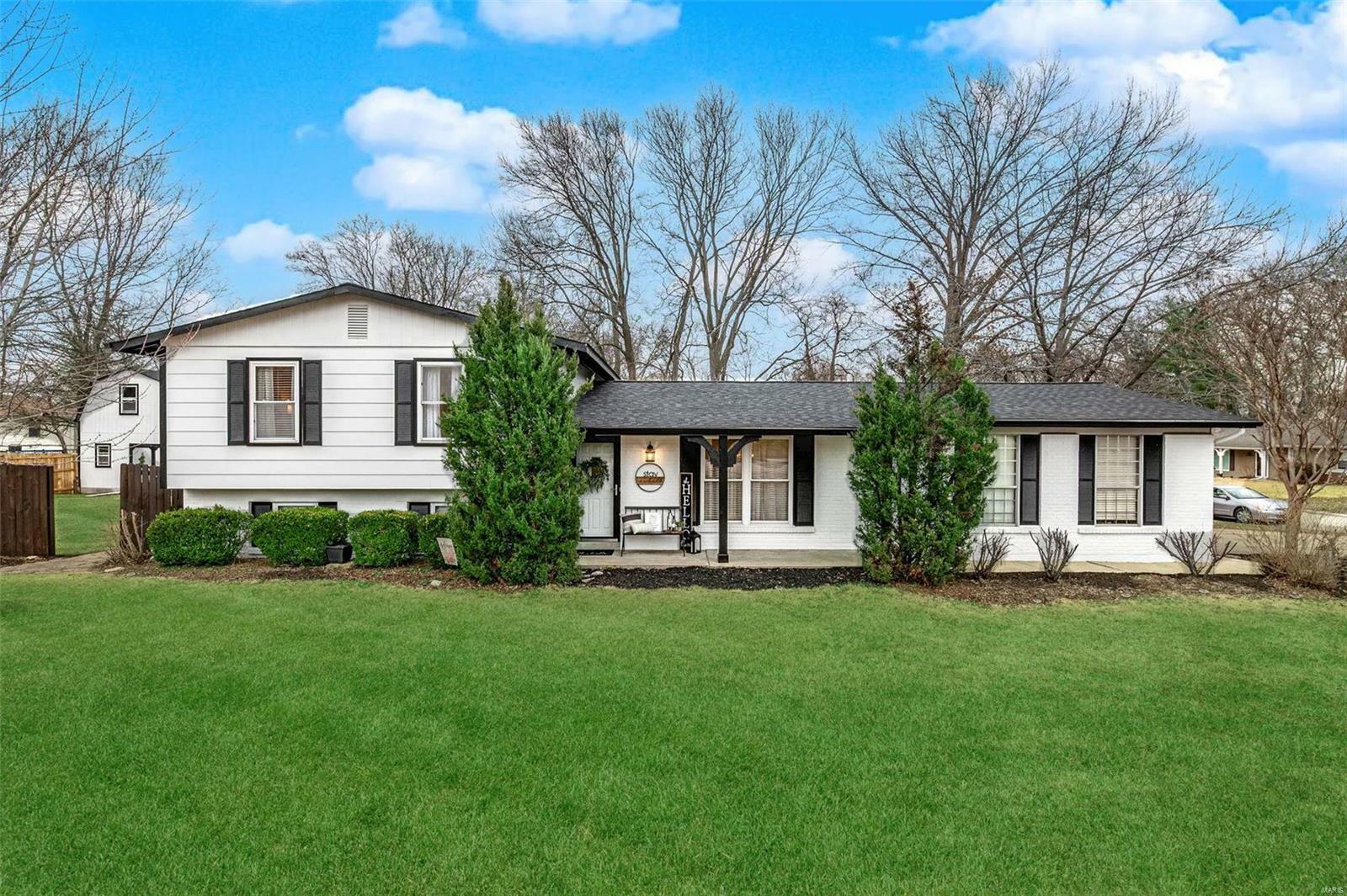 1 East Meadow  St Peters MO 63376 photo