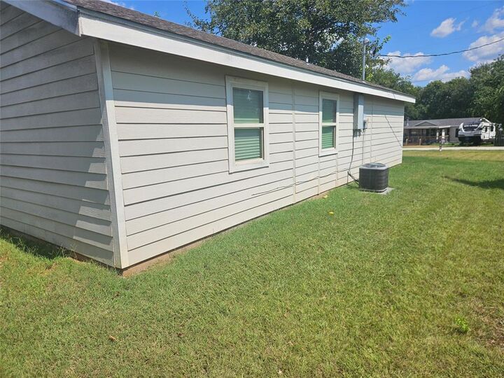 Property Photo:  314 Capricorn Drive  TX 76049 