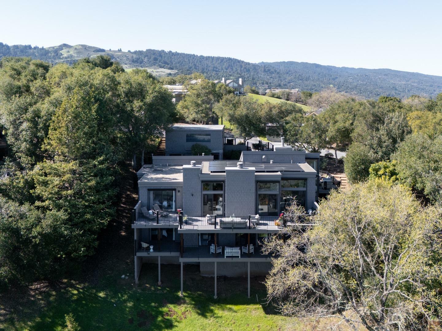 4 Franciscan Ridge  Portola Valley CA 94028 photo