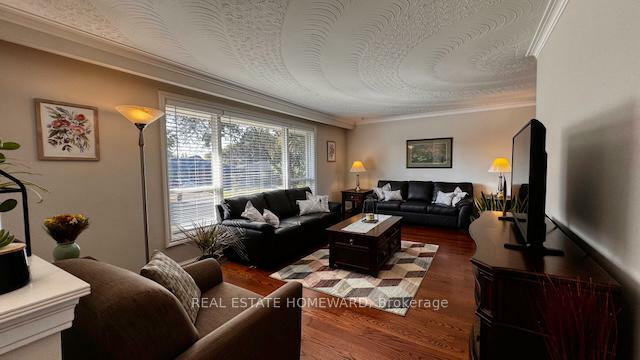 Property Photo: 12 Kenewen Court ON M4A 1R8