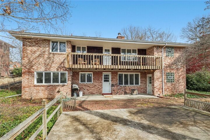 Property Photo: 15 Oak Glen Dr PA 15139