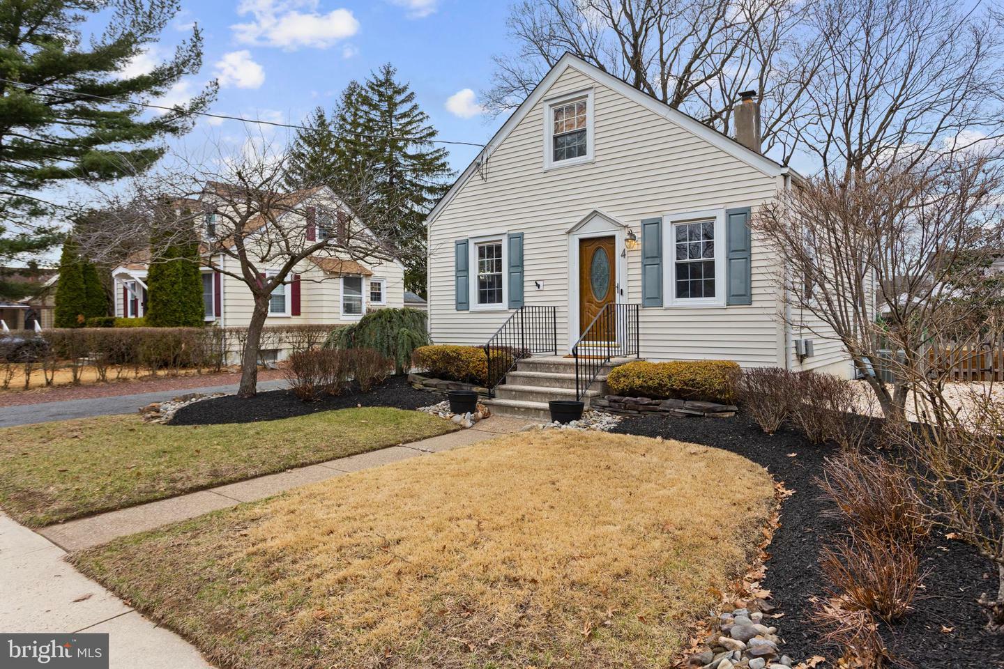 Property Photo:  4 Lorraine Drive  NJ 08619 