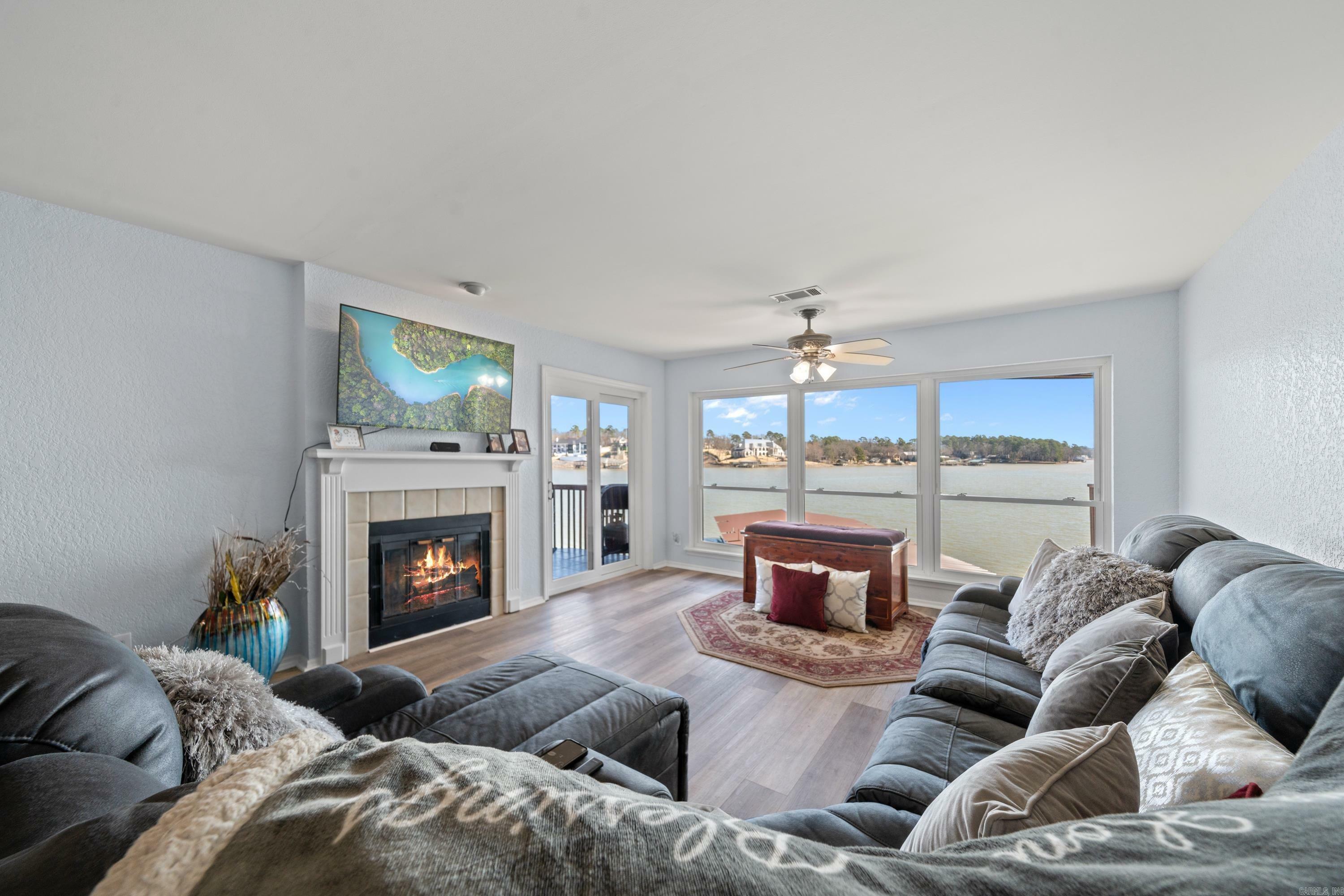 Property Photo: 310 Kleinshore AR 71913