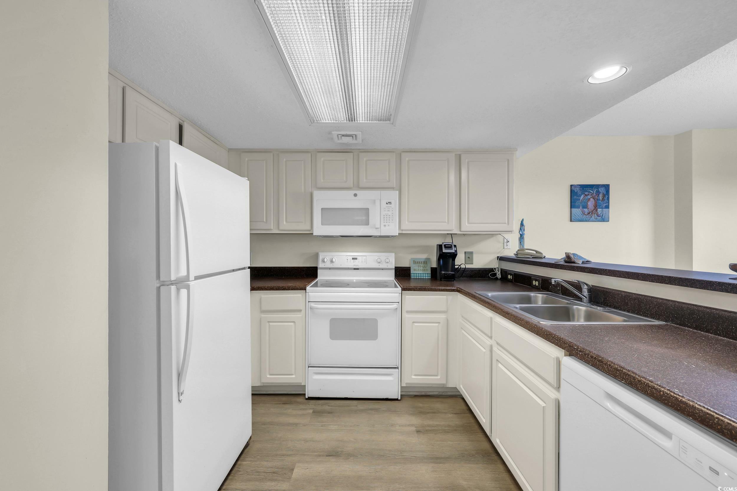 Property Photo: 201 74th Ave. N 703 SC 29572