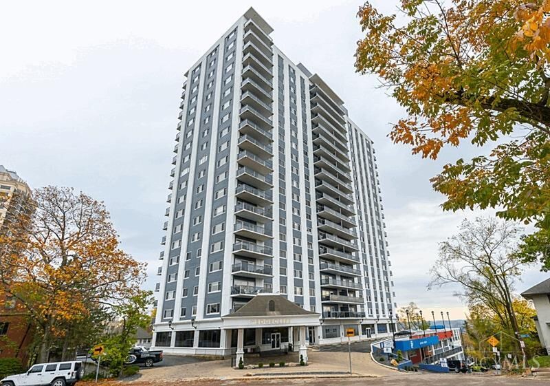 Property Photo: 2200 Victory Parkway OH 45206
