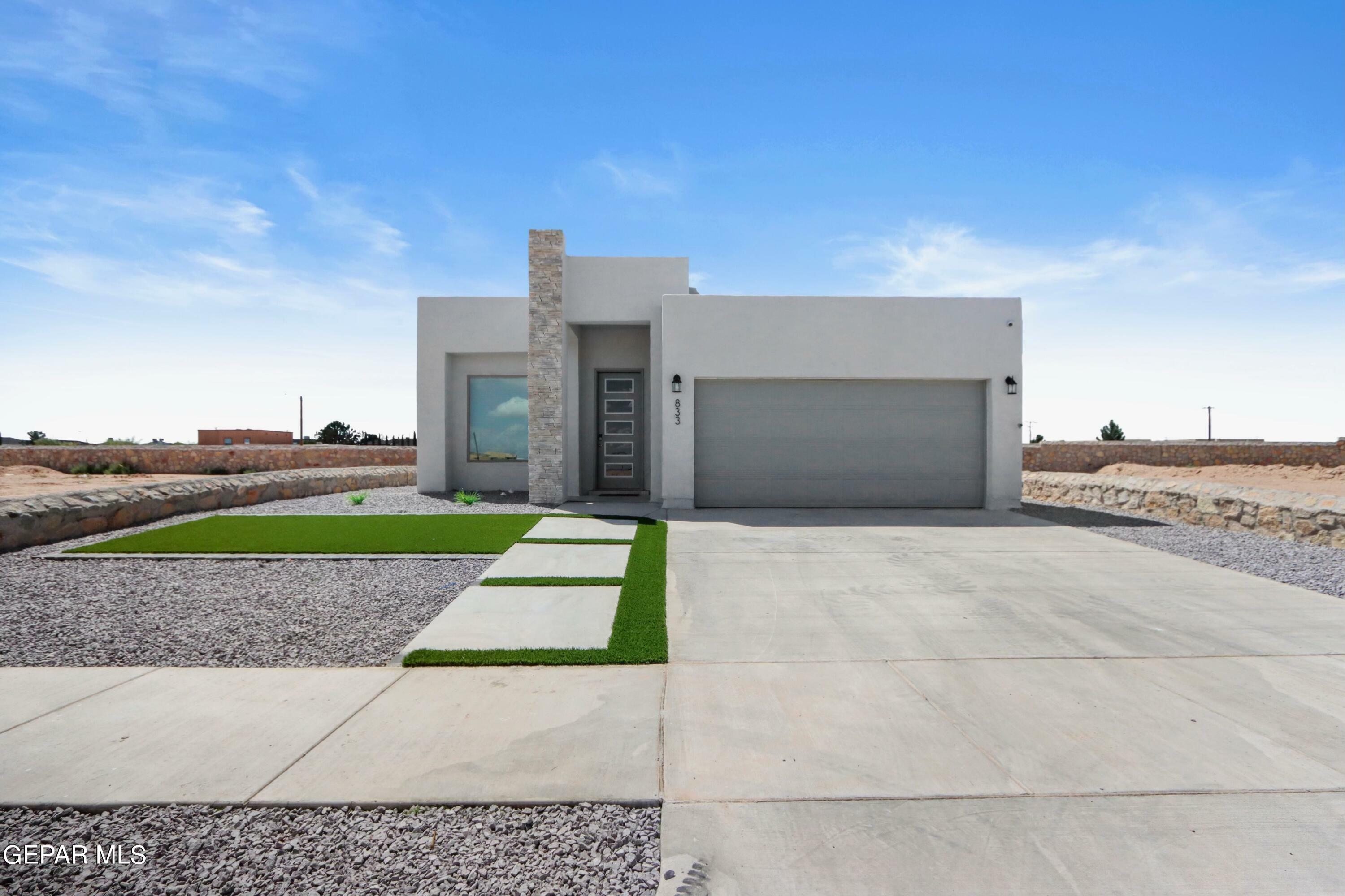 13817 Margaret Ponce Avenue  Horizon City TX 79928 photo