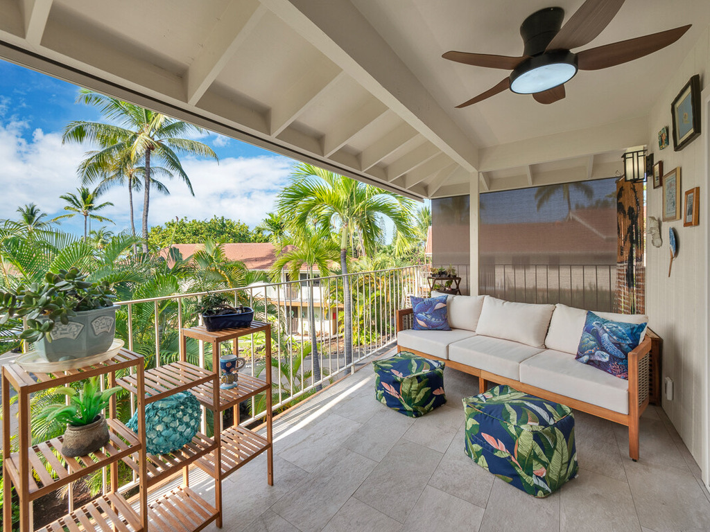 Property Photo: 78-7054 Kamehameha Iii Rd 1403 HI 96740