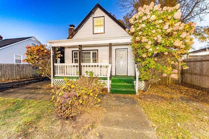 Property Photo: 334 Gillette Street NY 11746
