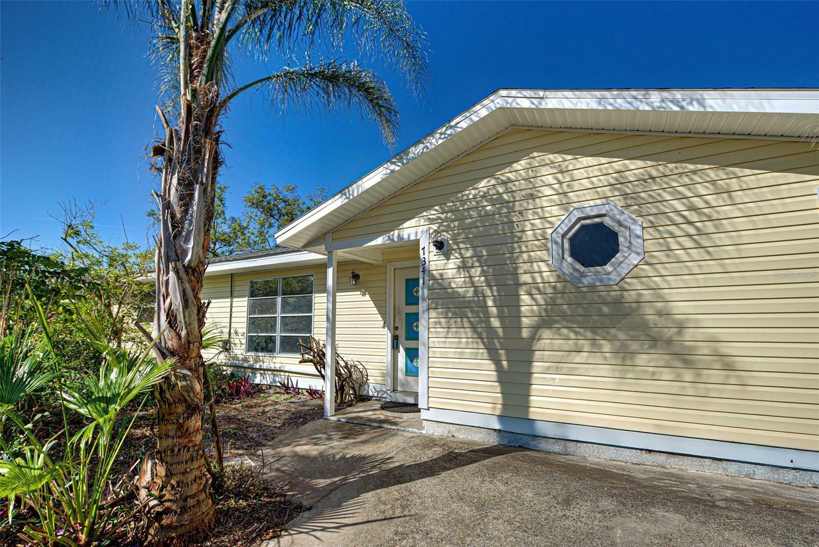 Property Photo:  7341 Hart Street  FL 34224 