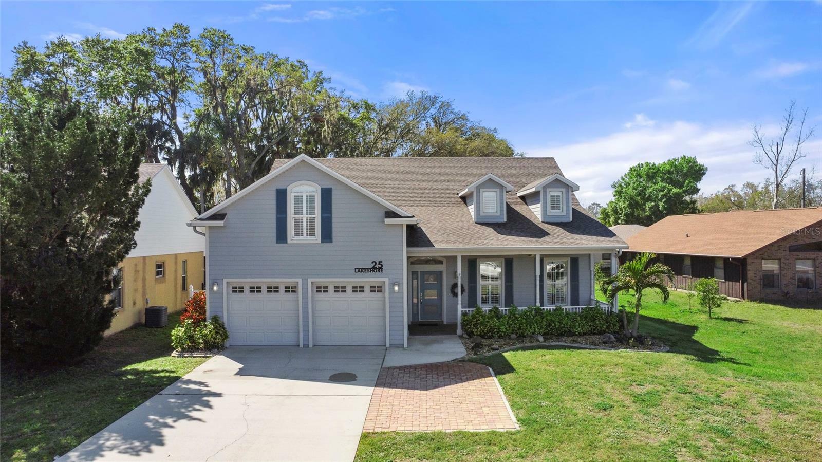 Property Photo: 25 Lakeshore Boulevard FL 34769