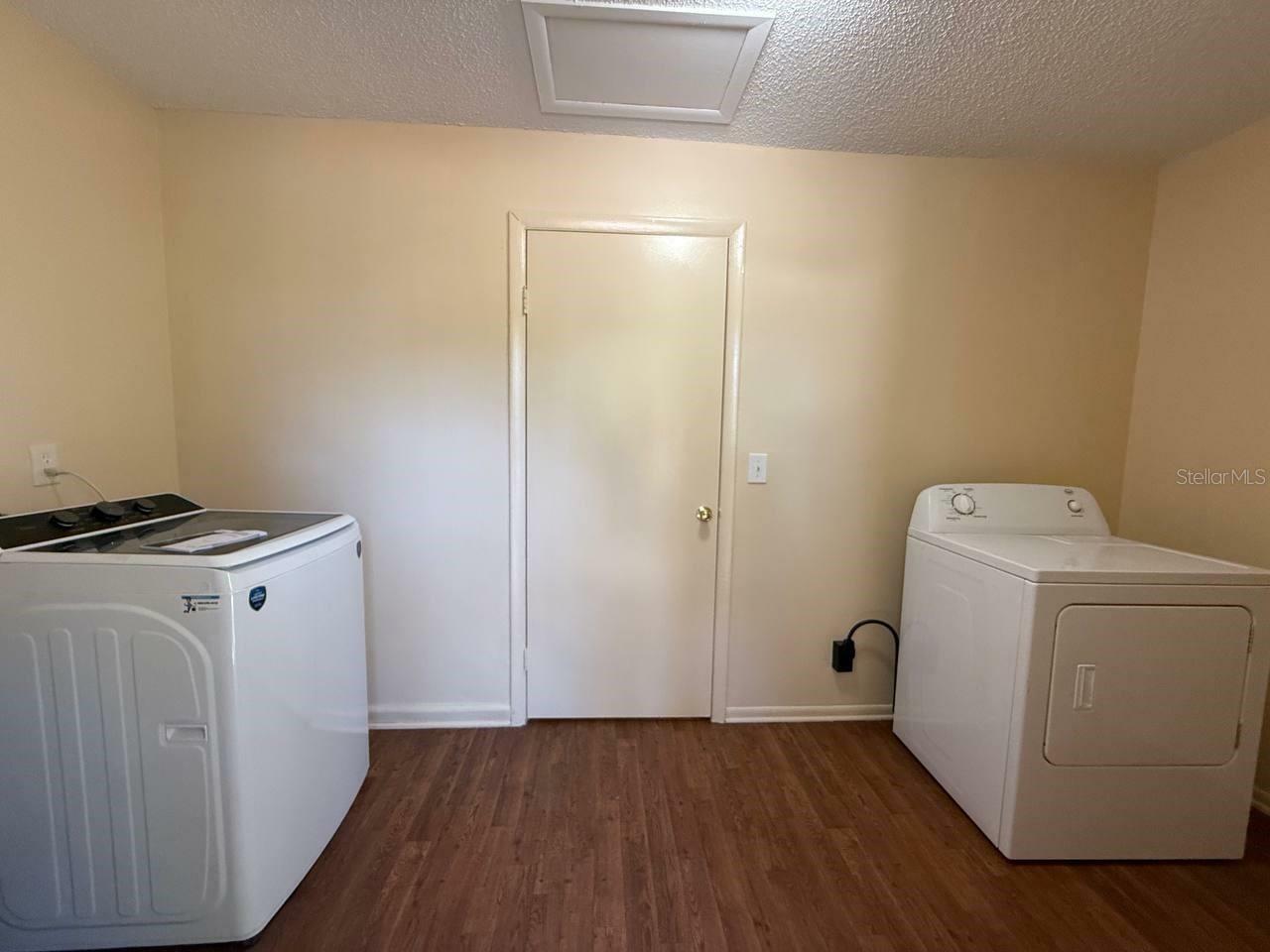 Property Photo:  1408 E 139th Avenue C  FL 33613 