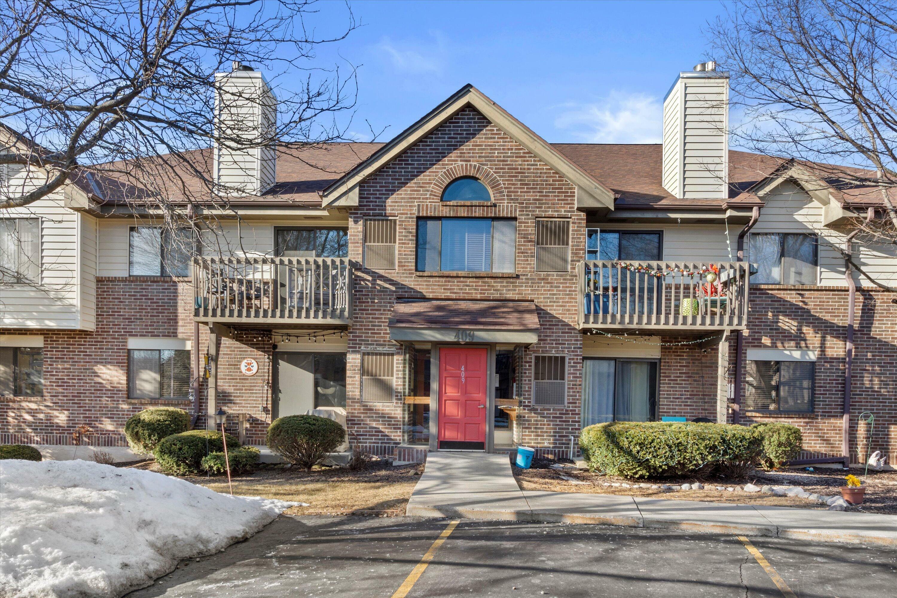Property Photo: 409 N Main St A WI 53092