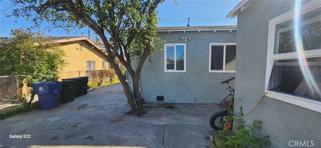 Property Photo:  1726 W 55th Street  CA 90062 