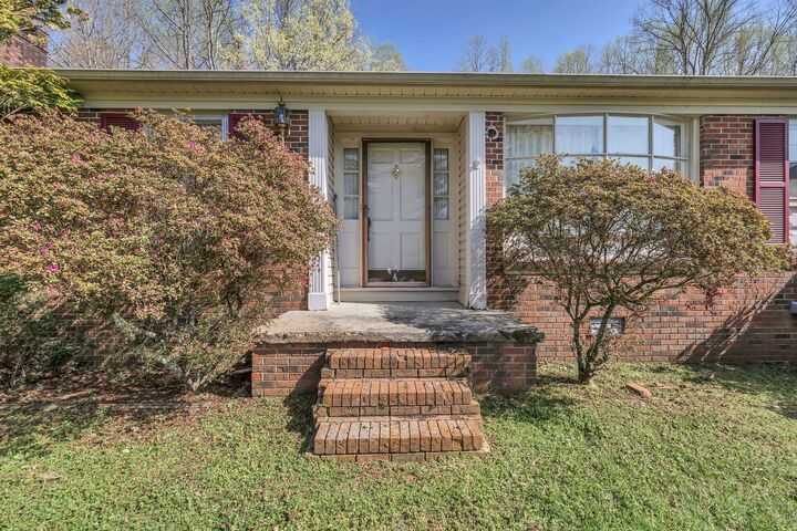 Property Photo: 236 Iron City Rd TN 38463